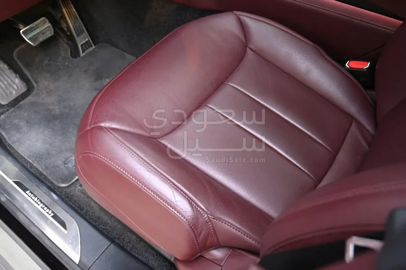 2024 لاند روفر رينج روفر فوج اوتوبيوغرافي