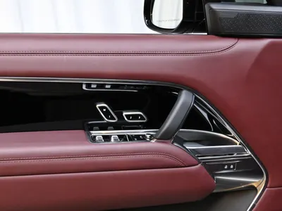 2024 لاند روفر رينج روفر فوج اوتوبيوغرافي