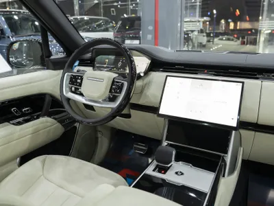 2026 لاند روفر رينج روفر اتش اس اي