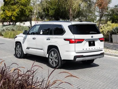 2024 تويوتا سكويا