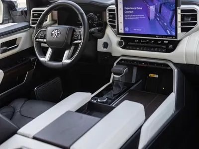 2024 تويوتا سكويا