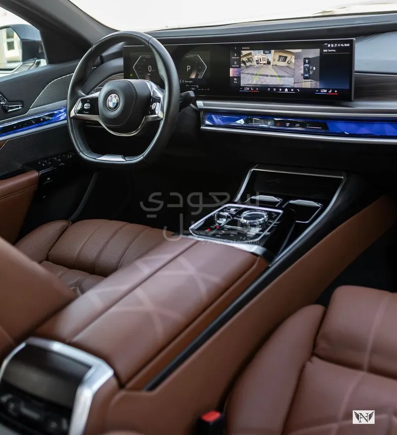 2023 بي ام دبليو الفئة السابعة 735أي