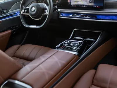 2023 بي ام دبليو الفئة السابعة 735أي