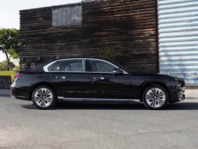 2023 بي ام دبليو الفئة السابعة 735أي