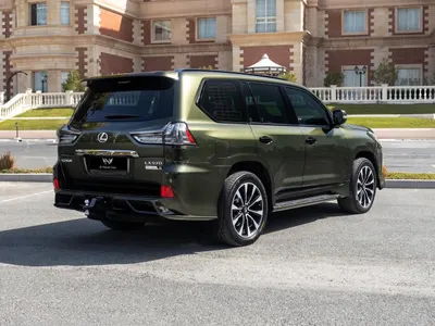 2017 لكزس إل إكس 570 بلاك اديشن