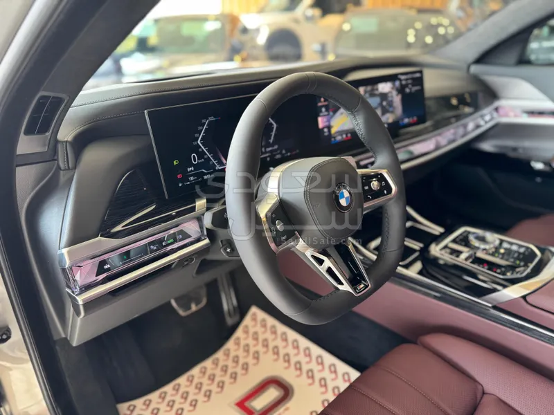 2026 بي ام دبليو الفئة السابعة 740أي