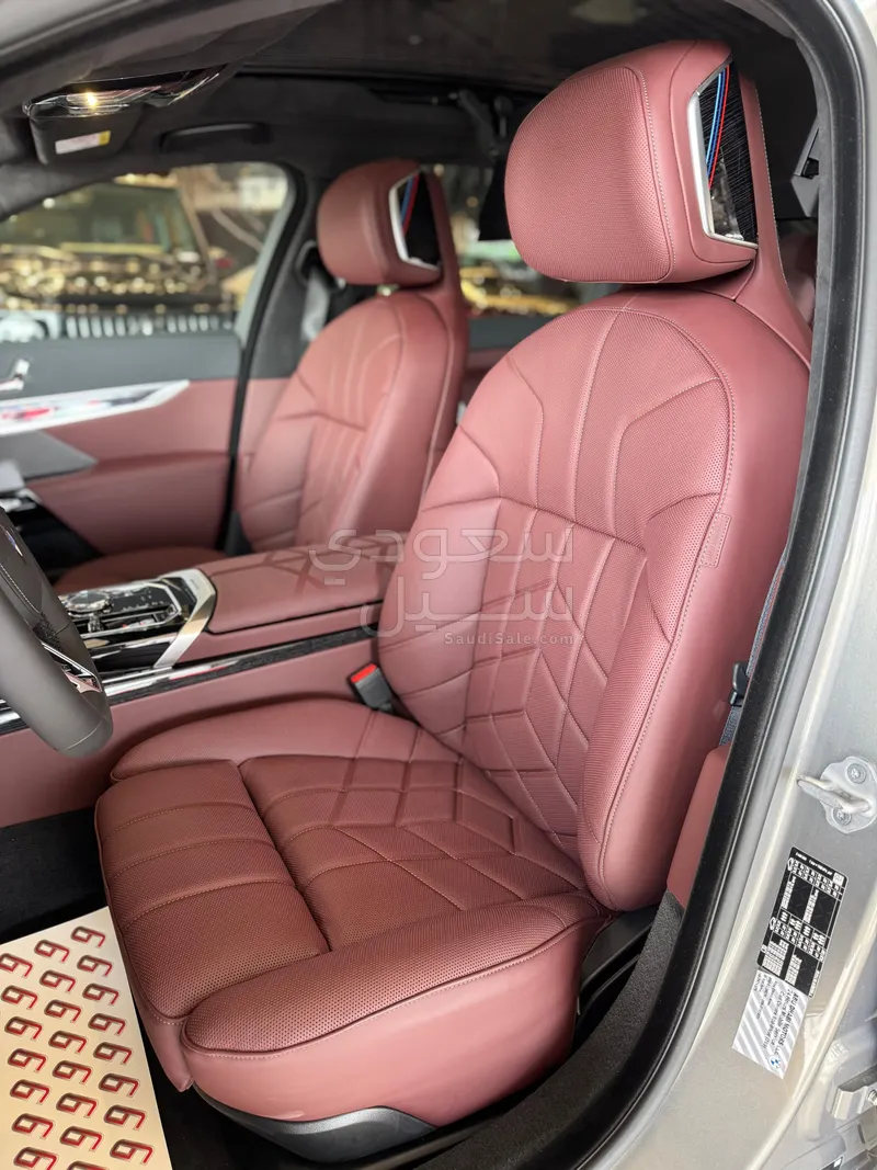 2026 بي ام دبليو الفئة السابعة 740أي