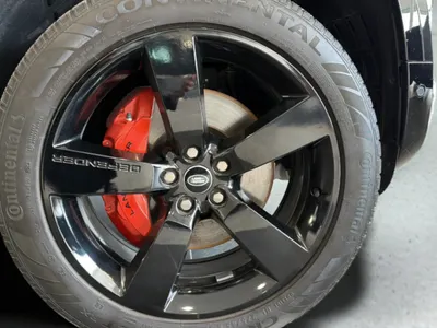 2024 لاند روفر ديفيندر اكس 110