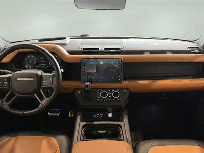 2024 لاند روفر ديفيندر اكس 110