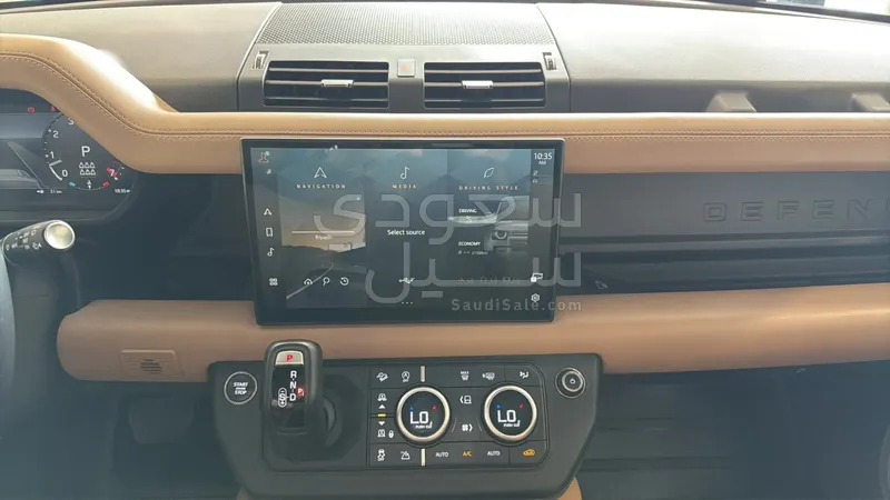 2025 لاند روفر ديفيندر 130 اكس