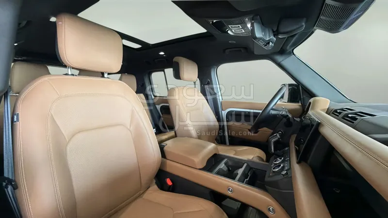 2025 لاند روفر ديفيندر 130 اكس