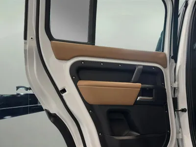 2025 لاند روفر ديفيندر 130 اكس