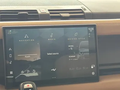 2025 لاند روفر ديفيندر 130 اكس