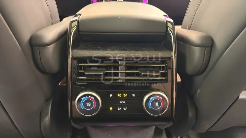 2024 لاند روفر رينج روفر سبورت اوتوبيوجرافي