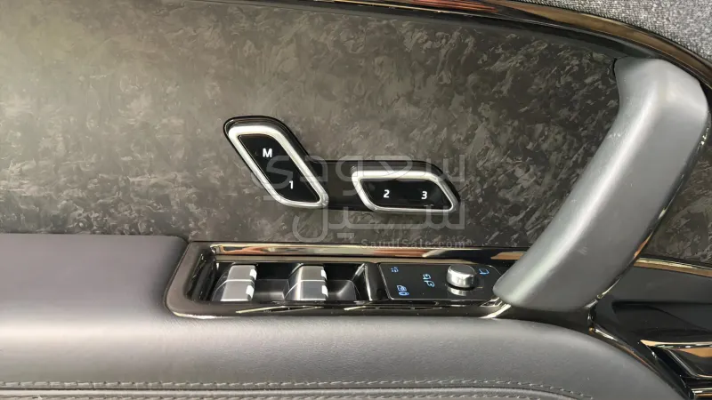 2024 لاند روفر رينج روفر سبورت اوتوبيوجرافي