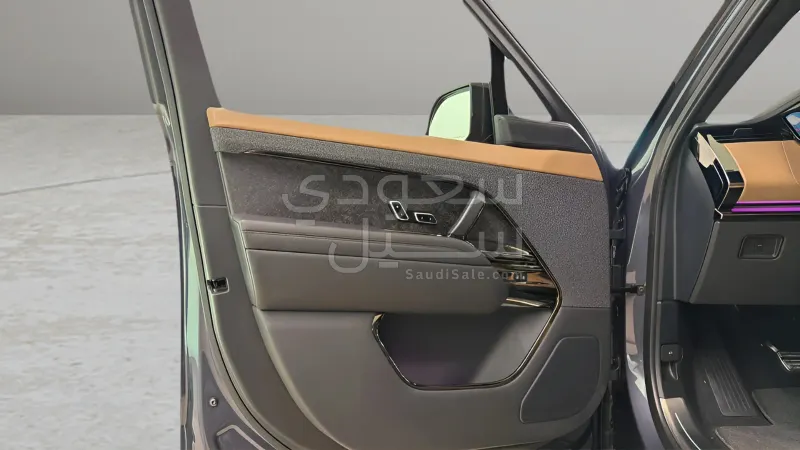 2024 لاند روفر رينج روفر سبورت اوتوبيوجرافي