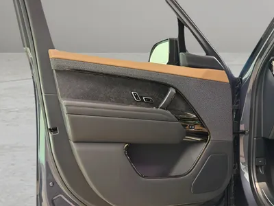 2024 لاند روفر رينج روفر سبورت اوتوبيوجرافي