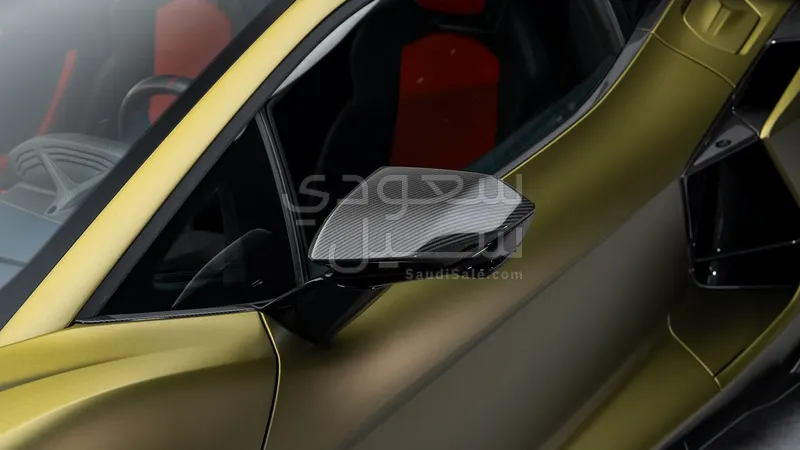 2025 Lamborghini Revuelto