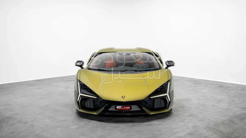2025 Lamborghini Revuelto