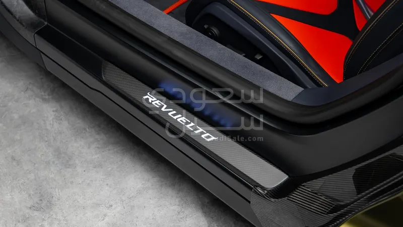 2025 Lamborghini Revuelto