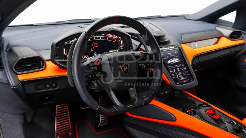 2025 Lamborghini Revuelto
