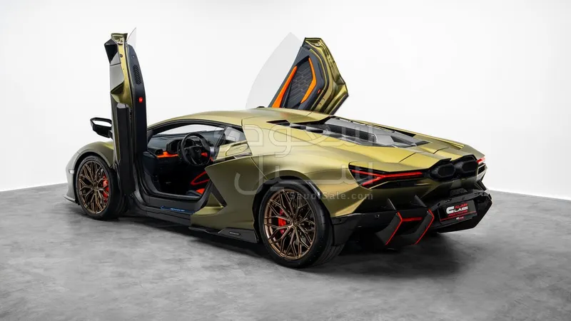 2025 Lamborghini Revuelto