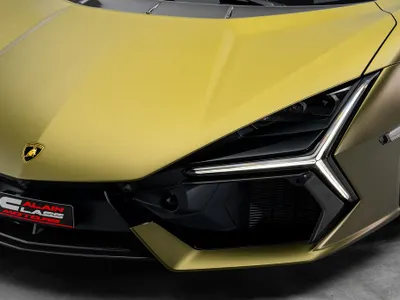 2025 Lamborghini Revuelto