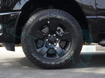 2025 دودج رام 1500 بيج هورن