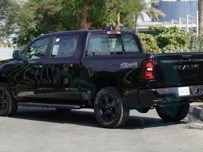 2025 دودج رام 1500 بيج هورن