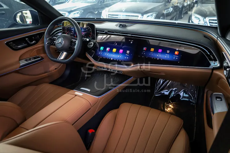 2025 مرسيدس - بنز إي 200