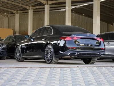 2025 مرسيدس - بنز إي 200