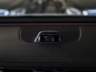 2025 مرسيدس - بنز إي 200