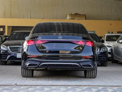 2025 مرسيدس - بنز إي 200