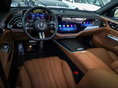 2025 مرسيدس - بنز إي 200