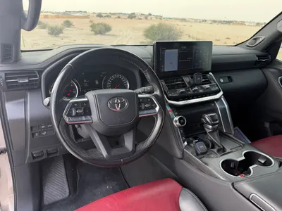 2022 تويوتا لاند كروزر في اكس ار