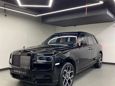 2022 رولز رويس كولينان بلاك بادج