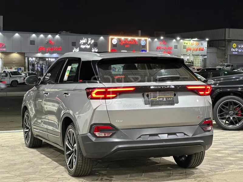 2025 فاو بيستون تي 77