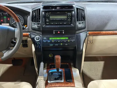 2014 تويوتا لاند كروزر جي اكس ار