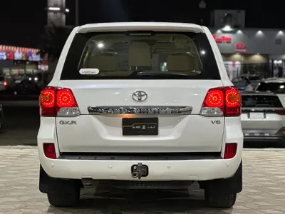 2014 تويوتا لاند كروزر جي اكس ار