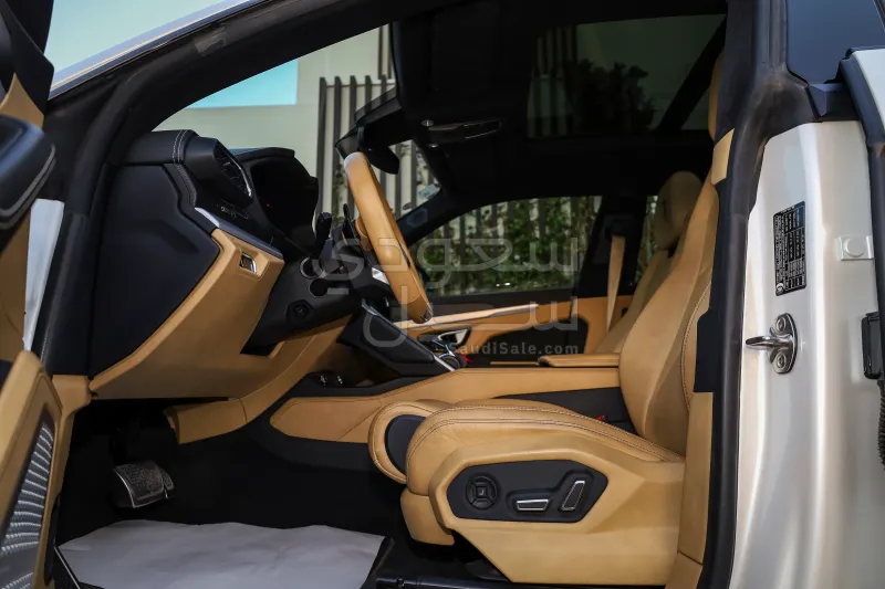 2021 لمبرجيني اوروس