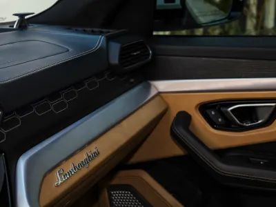 2021 لمبرجيني اوروس