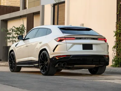 2021 لمبرجيني اوروس