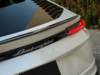 2021 لمبرجيني اوروس