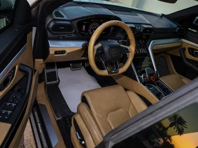 2021 لمبرجيني اوروس