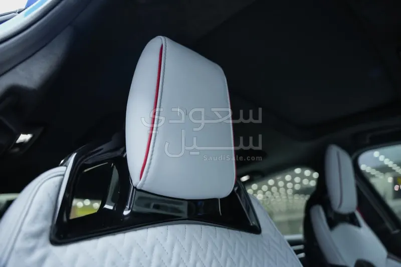 2022 كاديلاك سي تي 5 في بلاك وينج