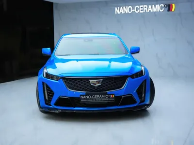 2022 كاديلاك سي تي 5 في بلاك وينج