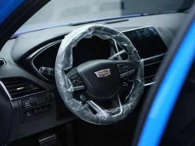 2022 كاديلاك سي تي 5 في بلاك وينج