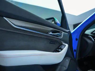 2022 كاديلاك سي تي 5 في بلاك وينج