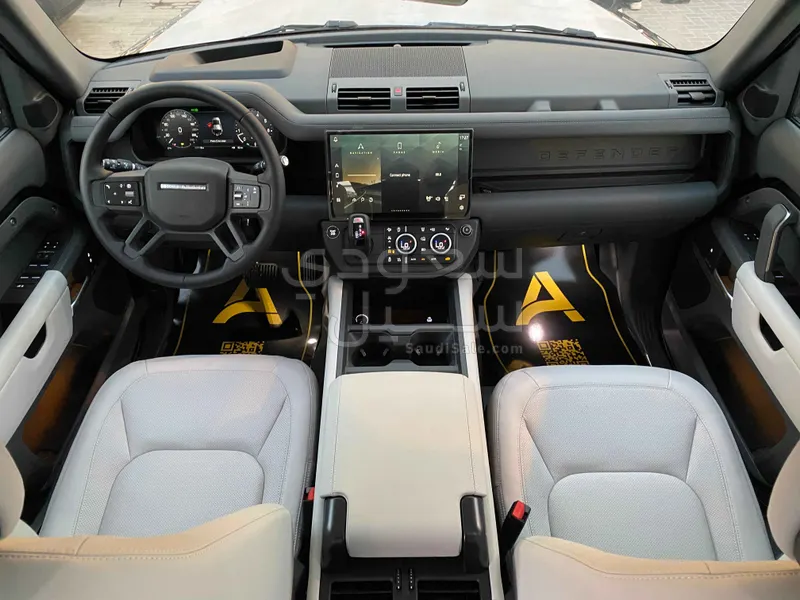 2026 لاند روفر ديفيندر اتش اس اي