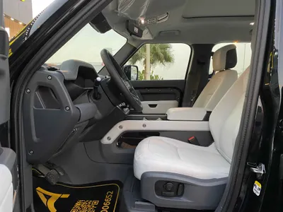 2026 لاند روفر ديفيندر اتش اس اي